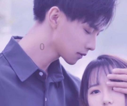 雷蒙多:“美国正在尽全力阻止中国获得算力”